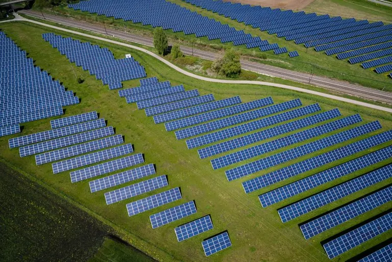 Solar Farm Land Requirements: Top 7 Tips for Farmers, Ranchers, and Landowners