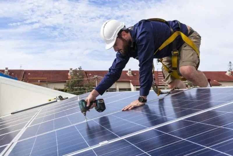Using Solar at Home - Pros and Cons to Consider
