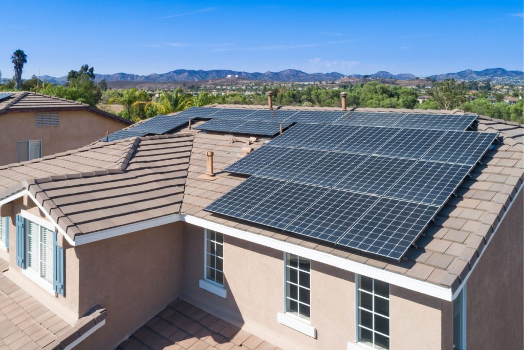 leasing vs buying solar panels