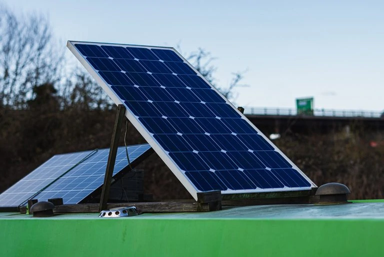 What Can a 300 Watt Solar Panel Run?