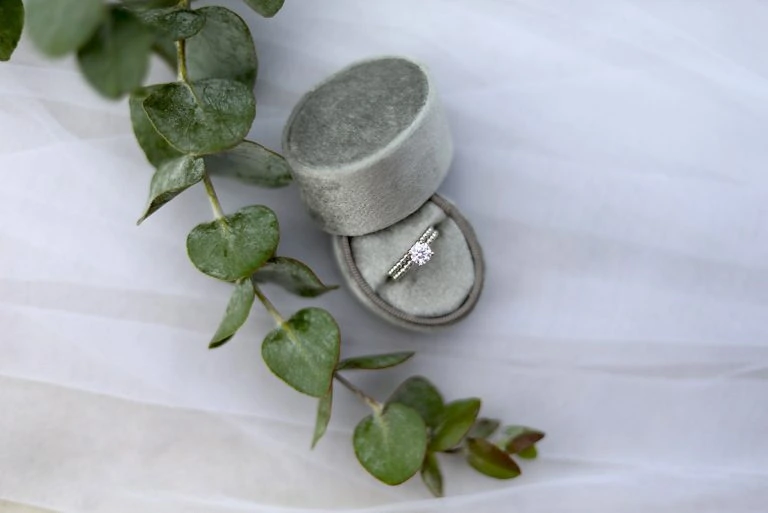 Sustainable Engagement Rings That Don’t Come With a Human or Environmental Cost